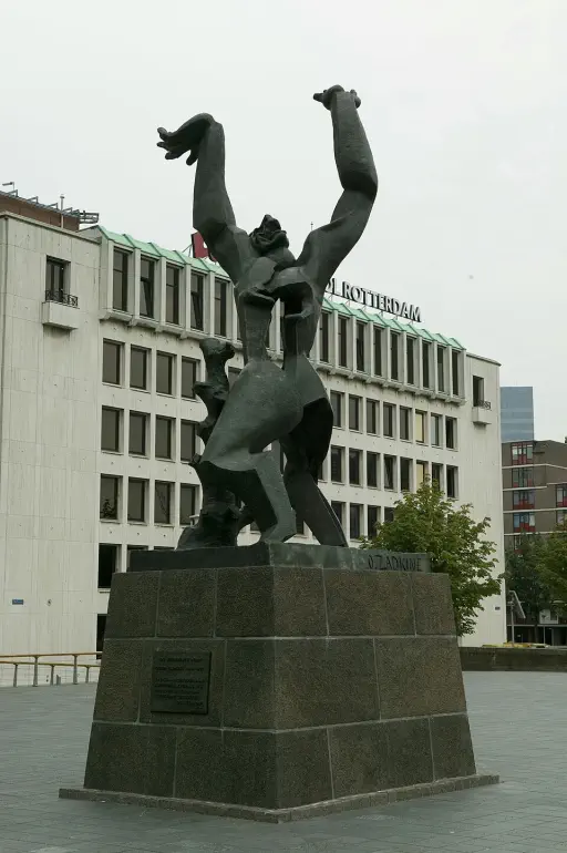 Overview of the bronze sculpture The Destroyed City by Ossip Zadkine, Rotterdam